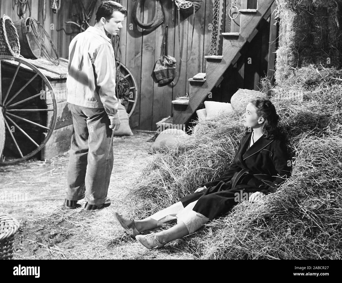 HOME IN INDIANA, from left Lon McCallister, Jeanne Crain, 1944, TM