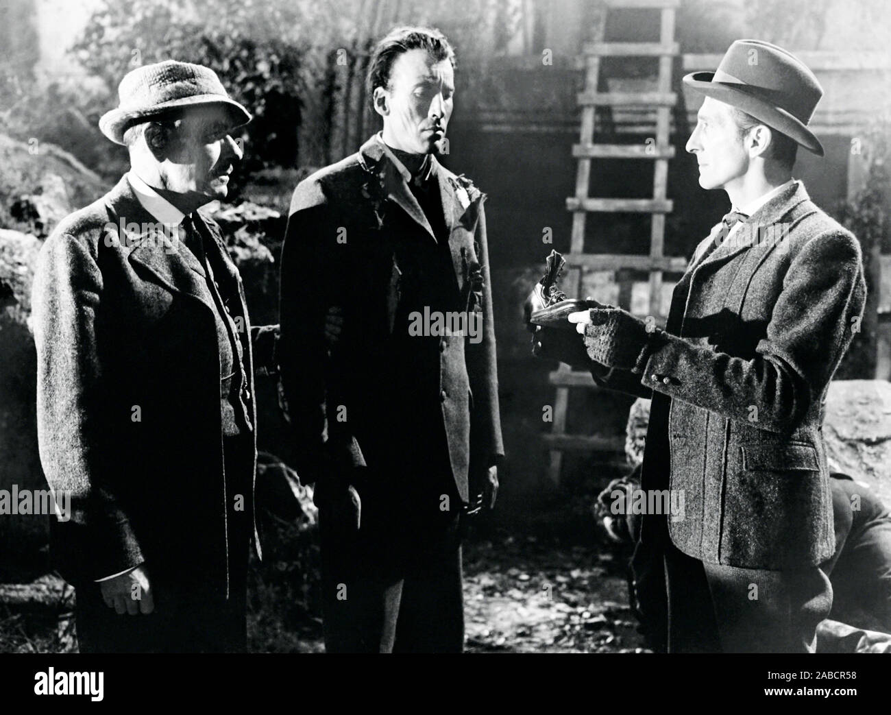 Andre morell peter cushing sherlock holmes hi-res stock photography and ...