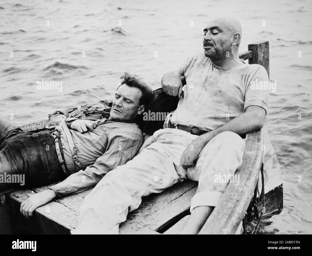 manuela-aka-stowaway-girl-from-left-trevor-howard-pedro