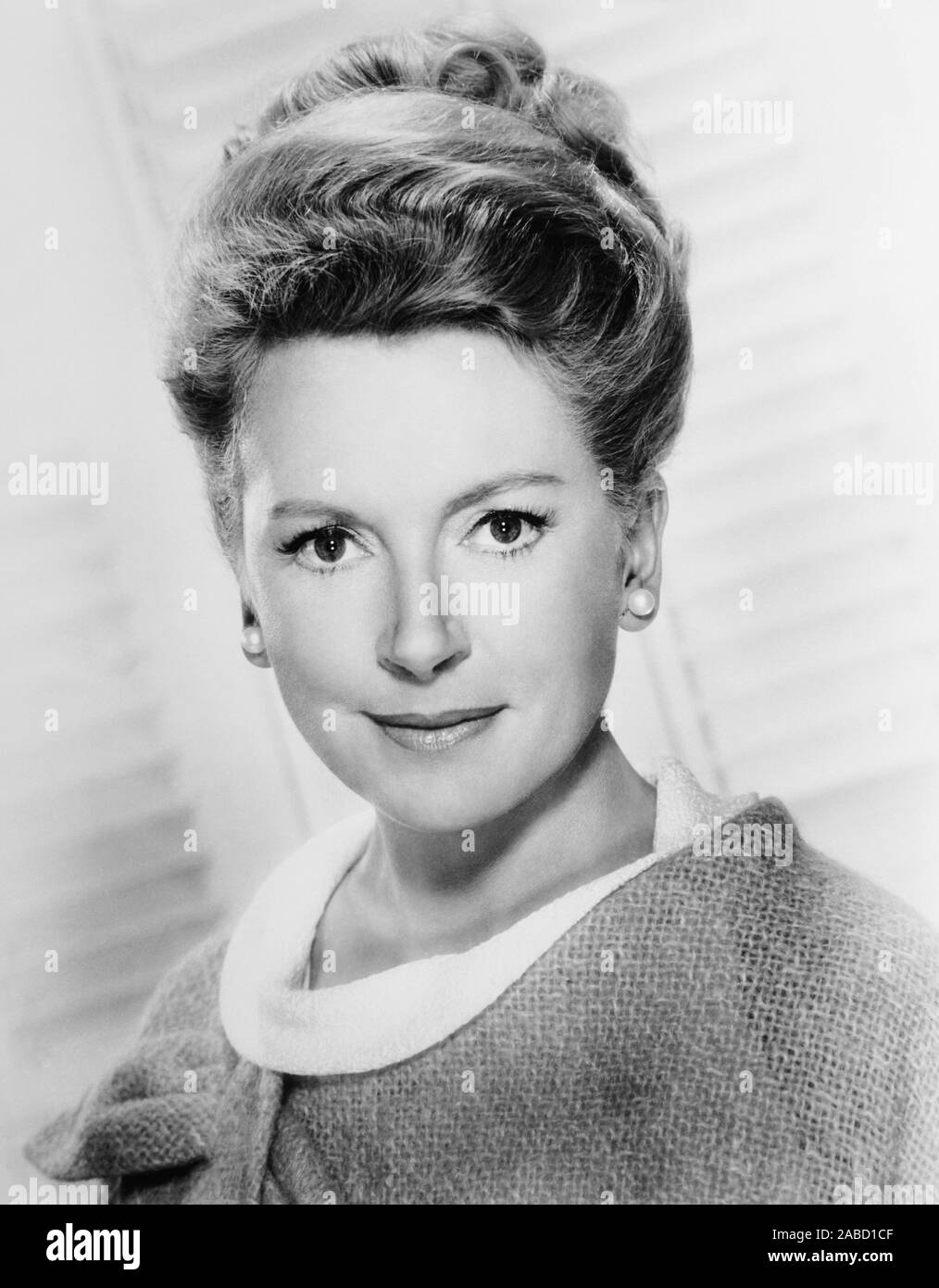 MARRIAGE ON THE ROCKS, Deborah Kerr, 1965 Stock Photo - Alamy