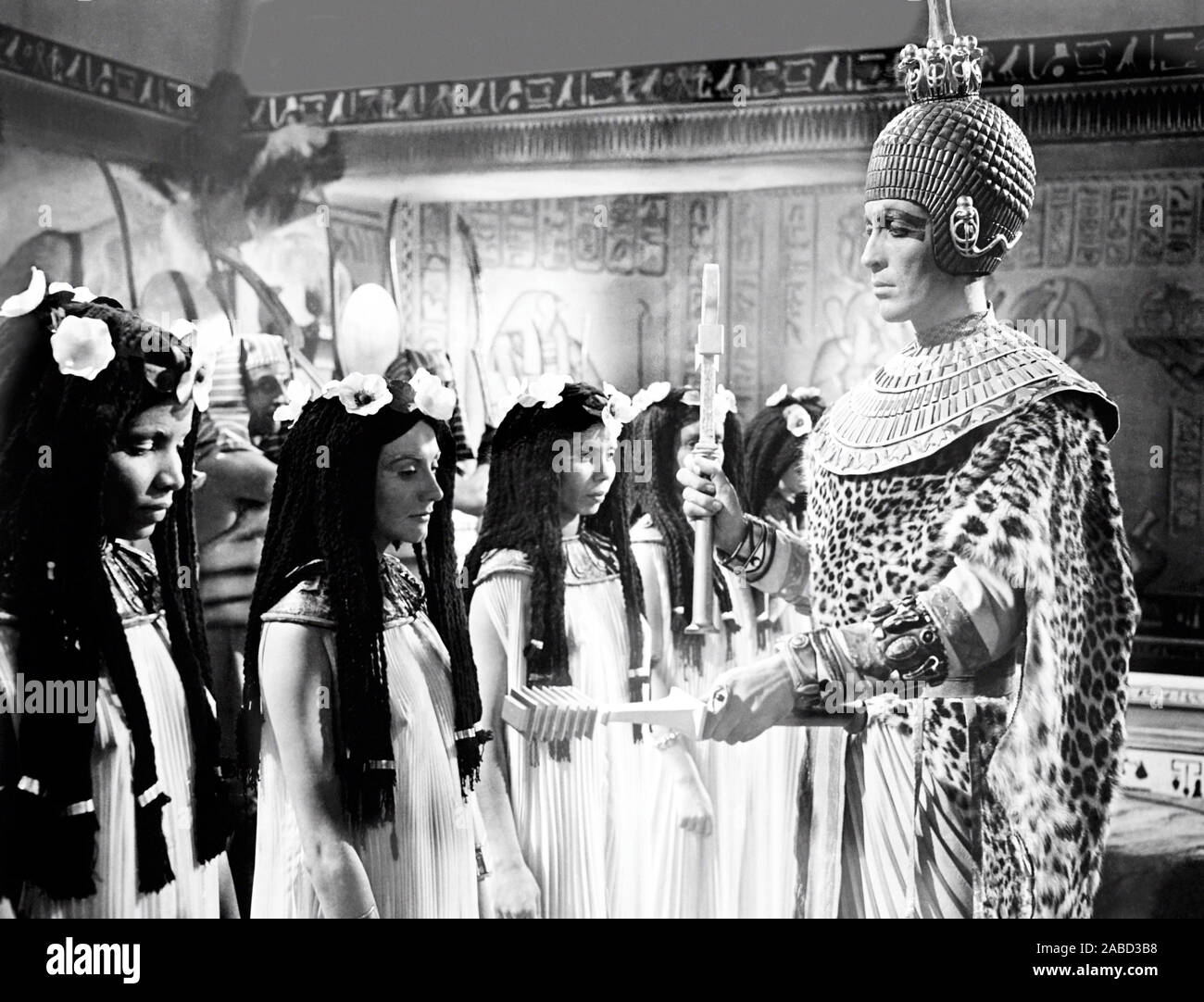 THE MUMMY, Christopher Lee, 1959 Stock Photo - Alamy