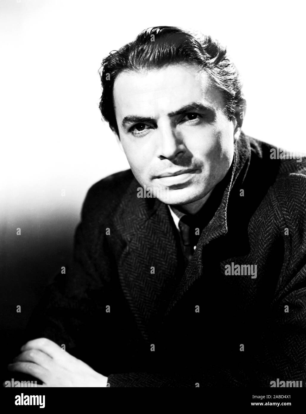 odd-man-out-james-mason-1947-stock-photo-alamy