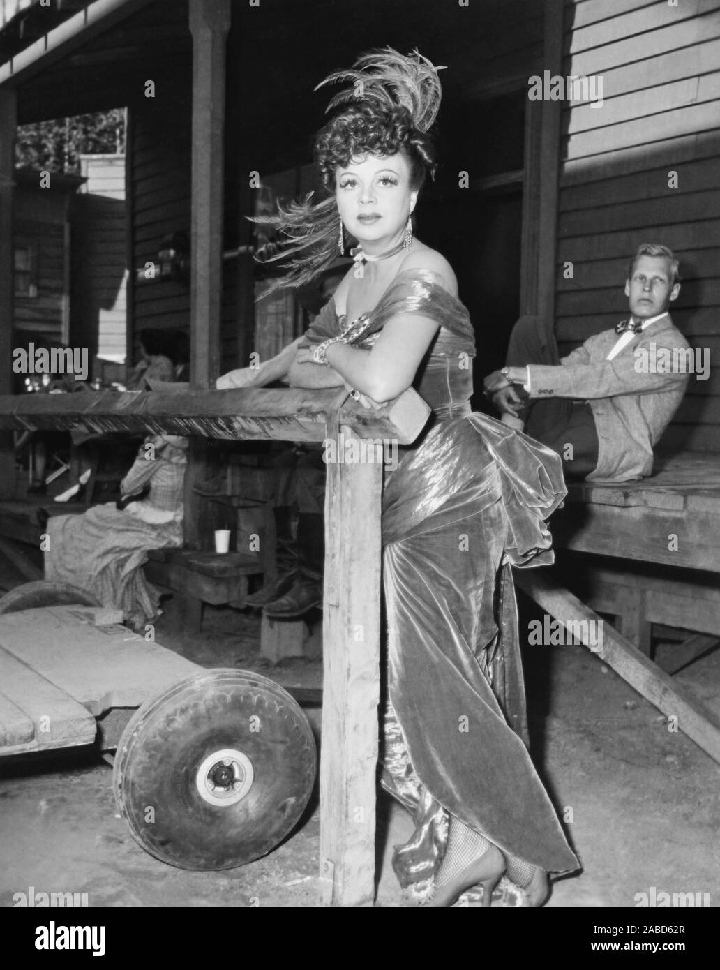 THE PALEFACE, Iris Adrian on set, 1948 Stock Photo - Alamy