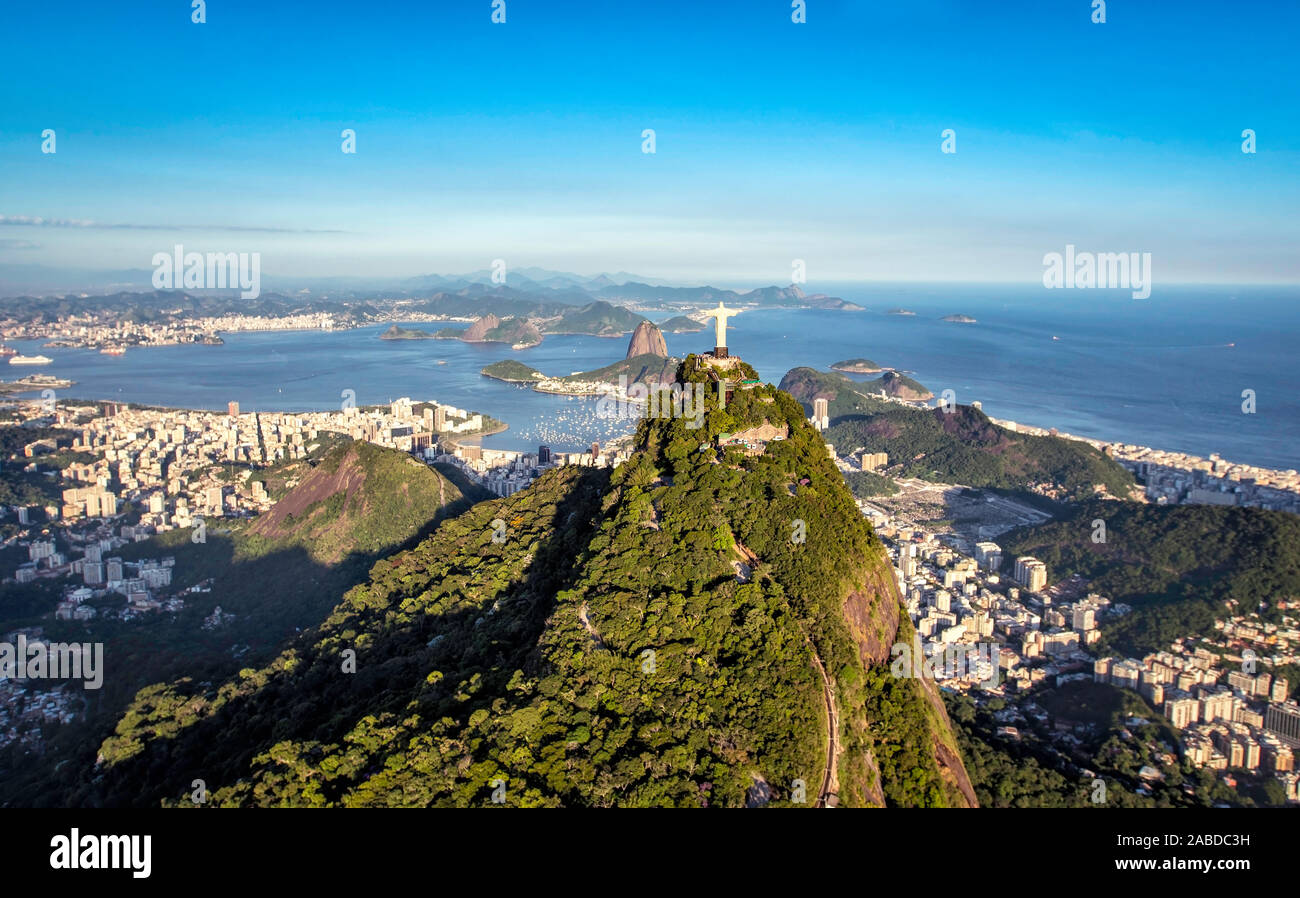 Rio de janeiro coast christ hi-res stock photography and images - Alamy