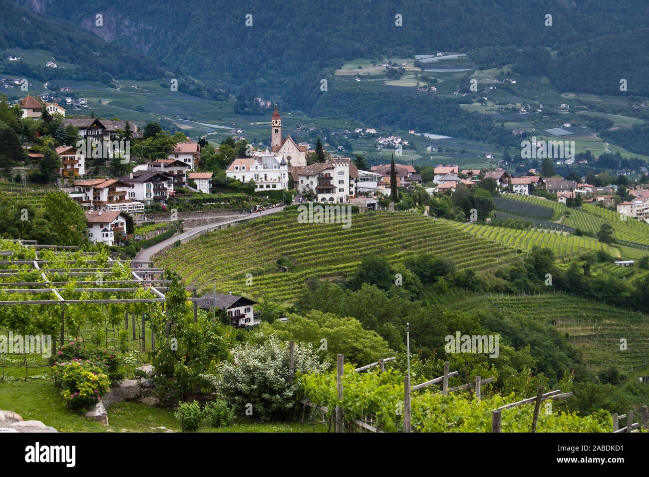 Dorf Tirol bei Meran, Südtirol Stock Photo