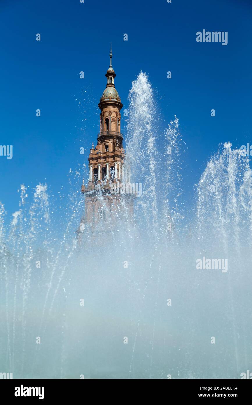 Spain, Seville, Plaza de España, North tower with Vicente Traver fountain Stock Photo