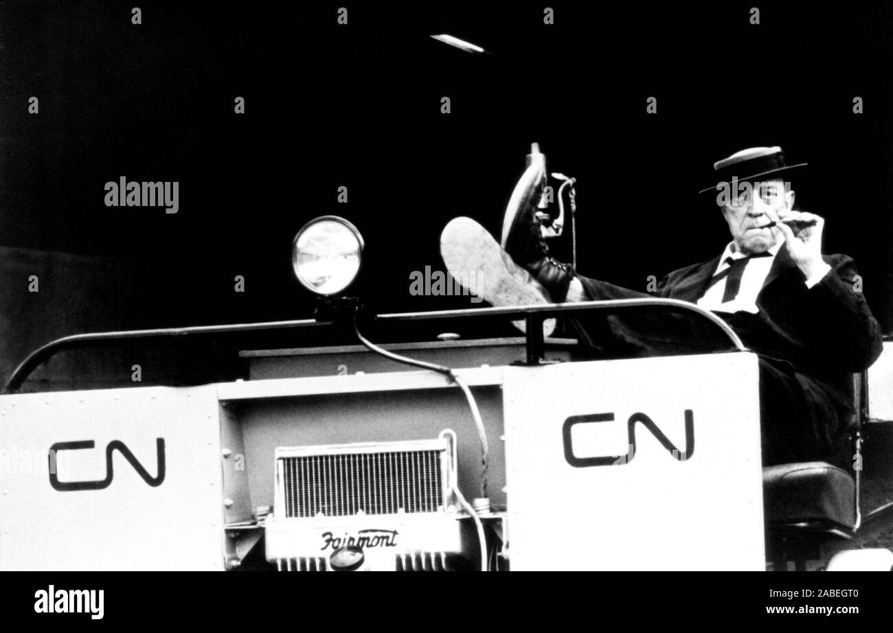 THE RAILRODDER, Buster Keaton, 1965 Stock Photo Alamy