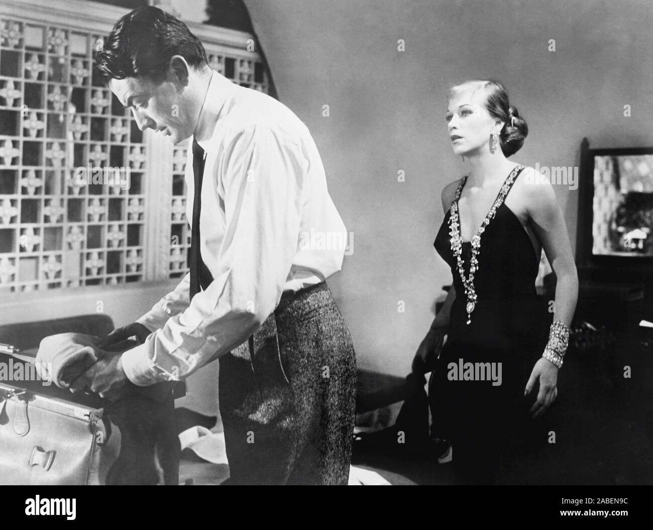 THE SNOWS OF KILIMANJARO, from left, Gregory Peck, Hildegard Knef, 1952