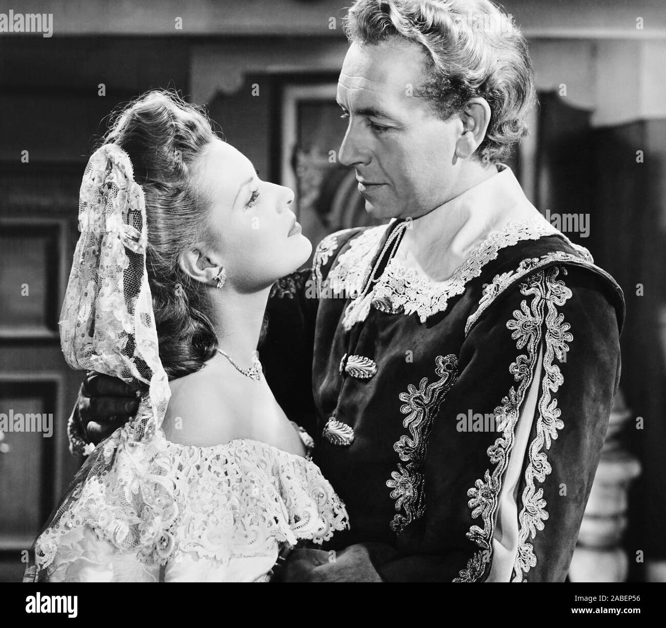 THE SPANISH MAIN From Left Maureen O Hara Paul Henreid 1945 Stock the-spanish-main-from-left-maureen-o-hara-paul-henreid-1945-stock