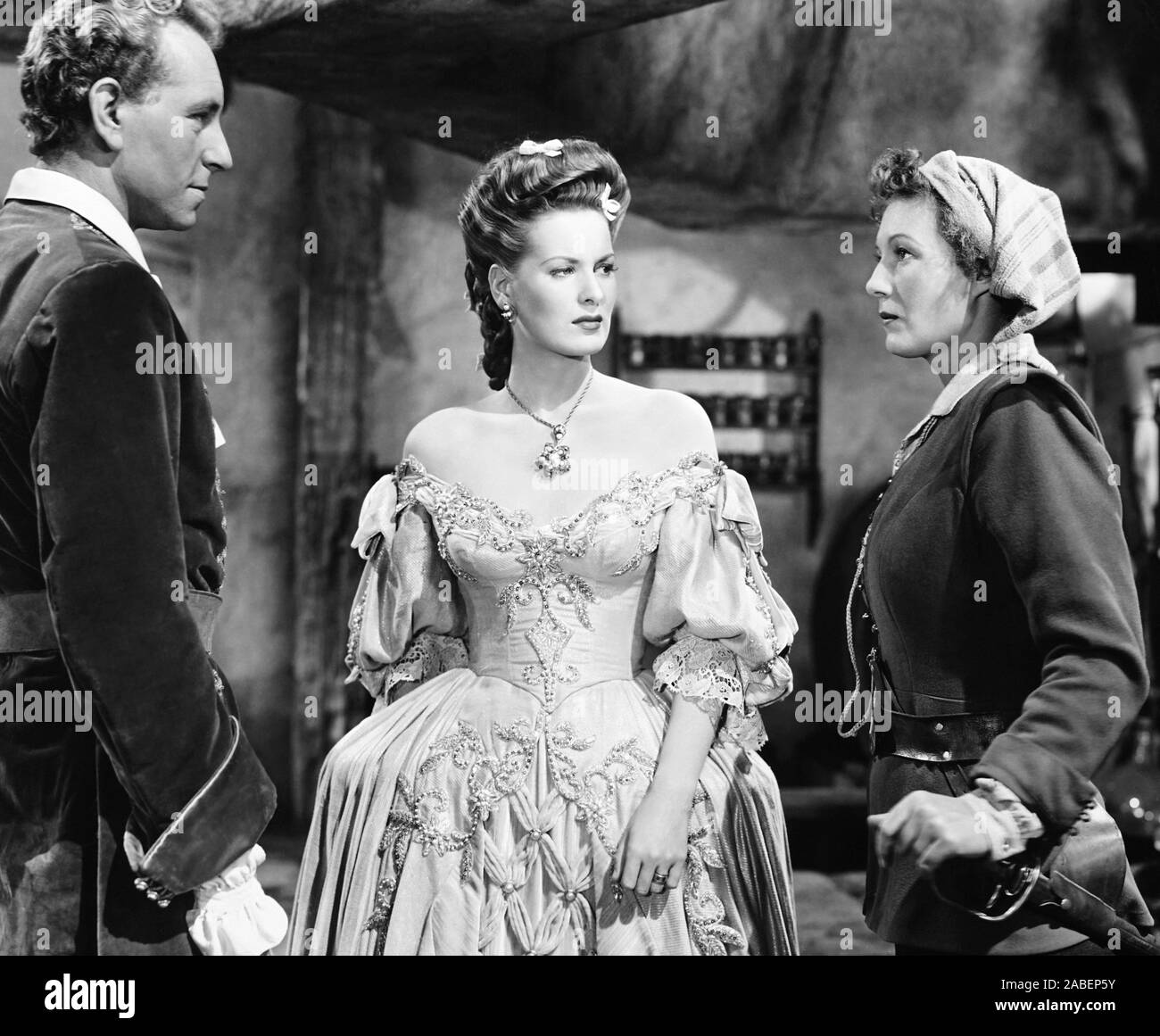 THE SPANISH MAIN From Left Paul Henreid Maureen O Hara Binnie the-spanish-main-from-left-paul-henreid-maureen-o-hara-binnie