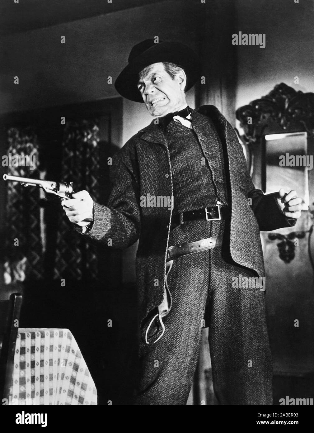 SUGARFOOT, Raymond Massey, 1951 Stock Photo Alamy