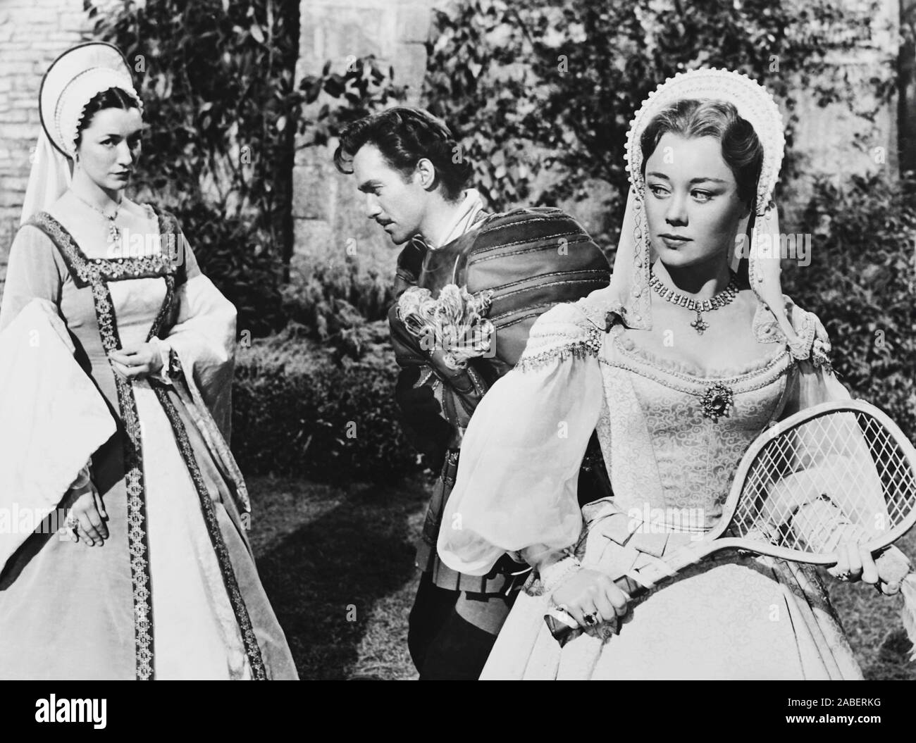 THE SWORD AND THE ROSE, from left Jane Barrett, Richard Todd, Glynis Johns, 1953 Stock Photo