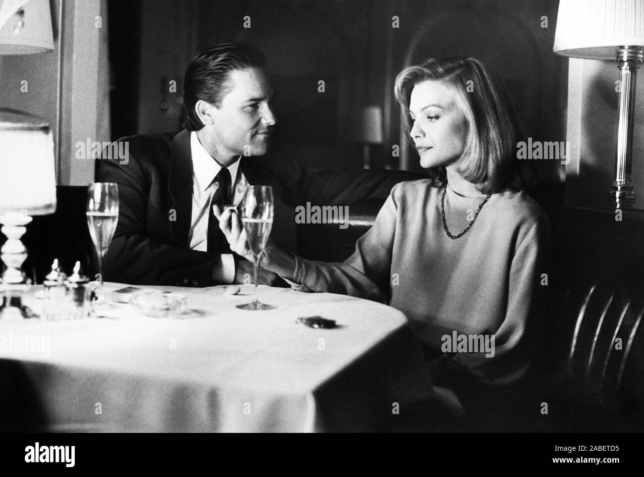 TEQUILA SUNRISE, from left, Kurt Russell, Michelle Pfeiffer, 1988