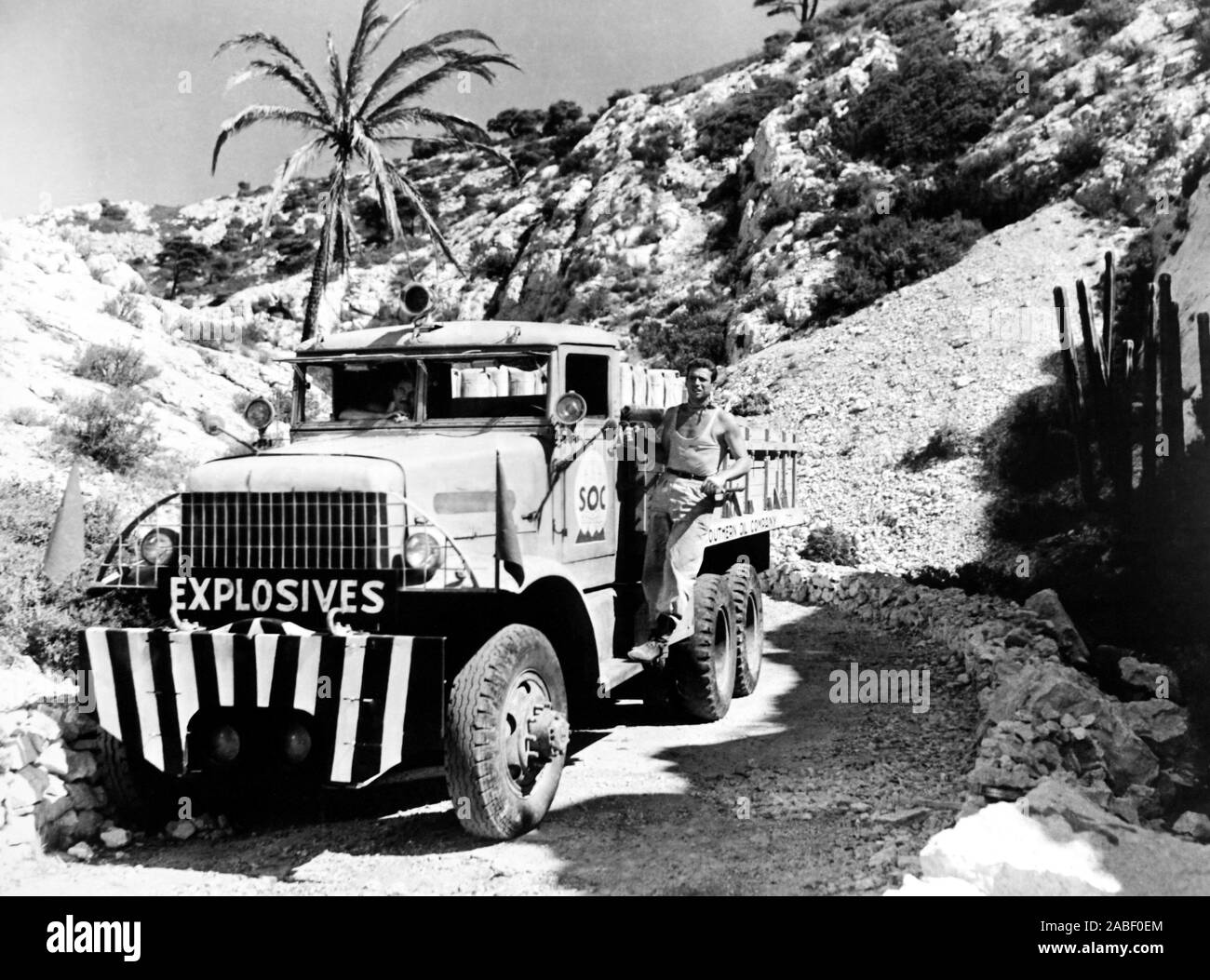 THE WAGES OF FEAR aka LE SALAIRE DE LA PEUR Yves Montand 1953 the-wages-of-fear-aka-le-salaire-de-la-peur-yves-montand-1953