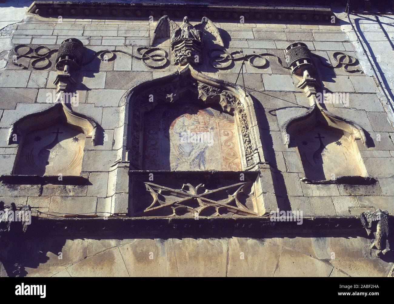 PORTADA DE LA IGLESIA DE SAN JOSE PERTENECIENTE AL CONVENTO DE LAS