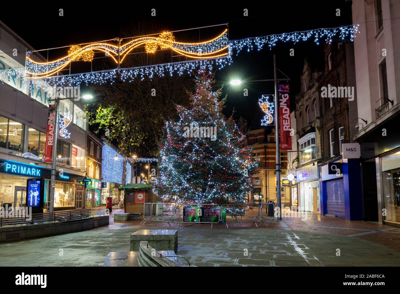 christmas lights in Reading, Berkshire, 2019 Stock Photo - Alamy