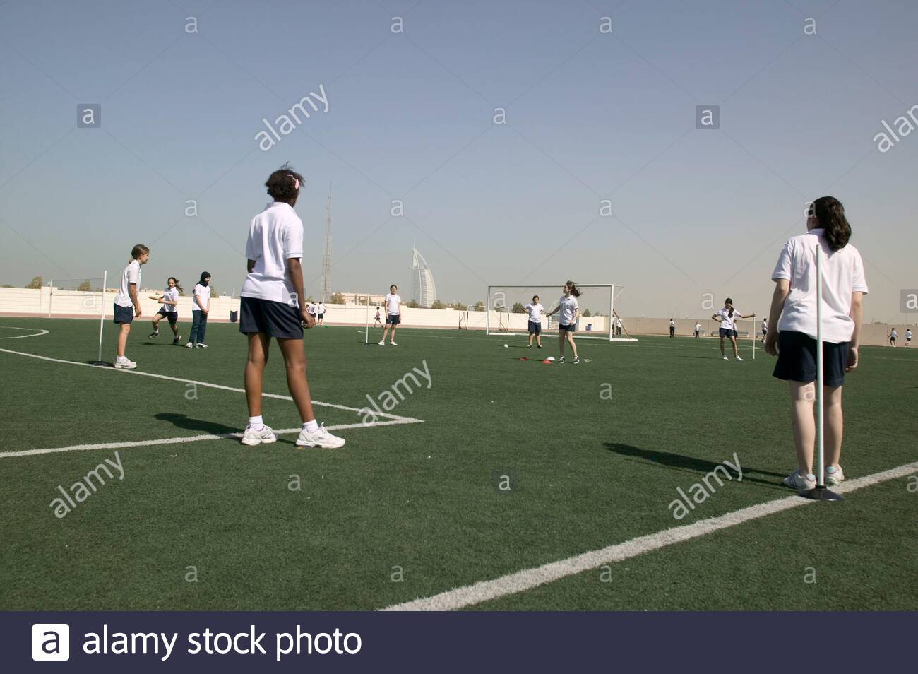 Uae School Children High Resolution Stock Photography And Images Alamy