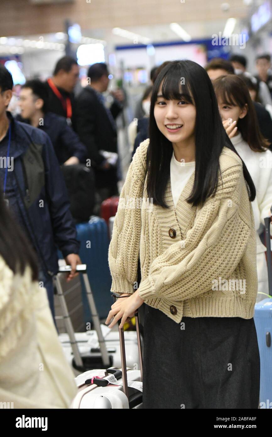 K-POP・アジア ju Japanese female idol group Nogizaka 46 arrives at Shanghai