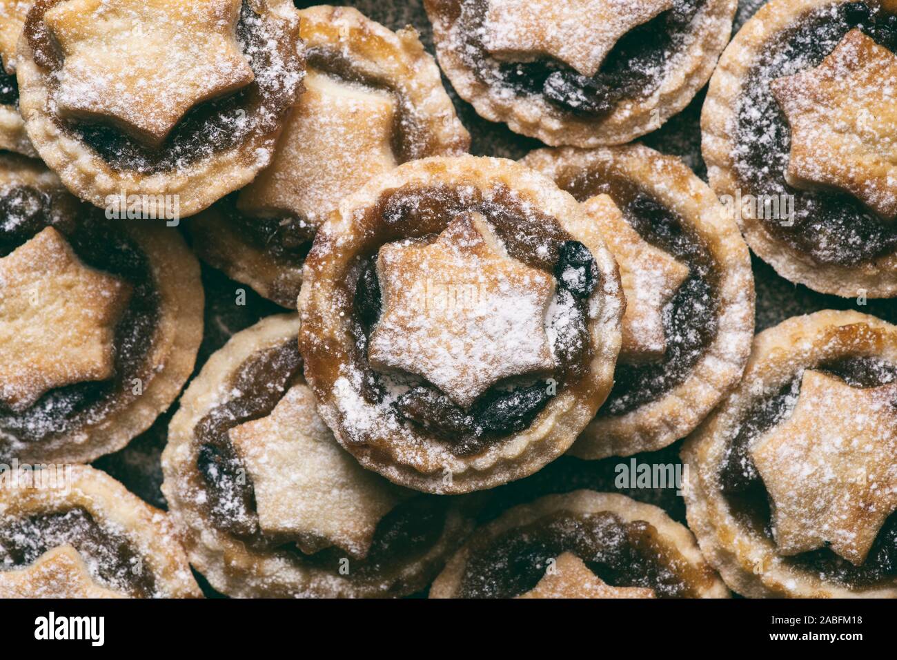 Homemade Christmas mince pies Stock Photo - Alamy