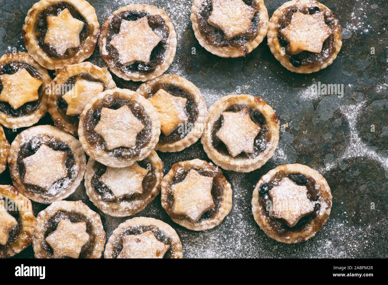 Homemade Christmas mince pies Stock Photo - Alamy