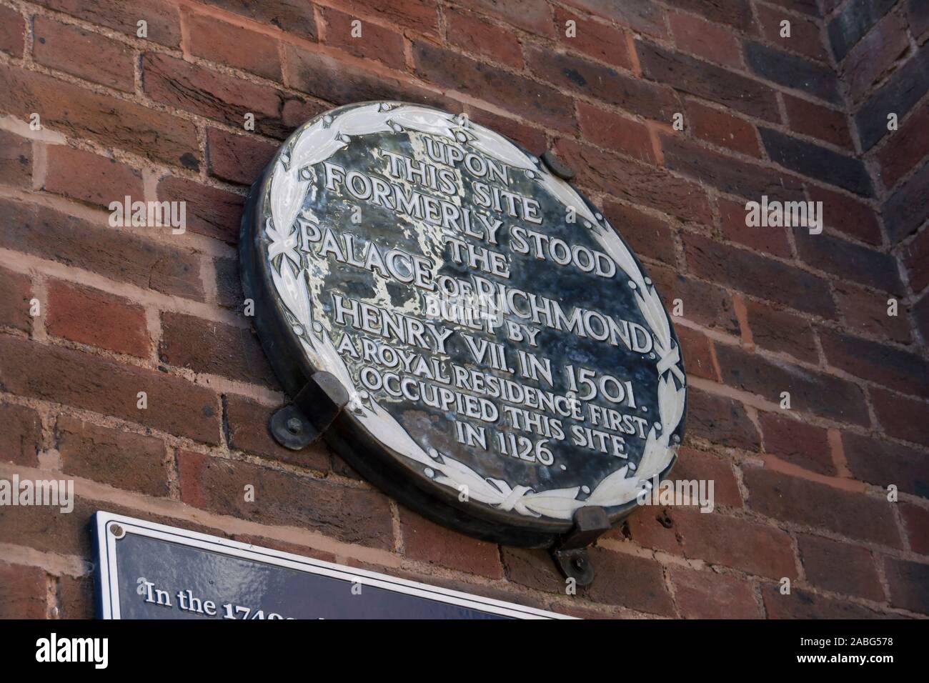 blue plaque marking the site of the 1501 palace of richmond, richmond upon thames, surrey, england, raised by henry VII Stock Photo