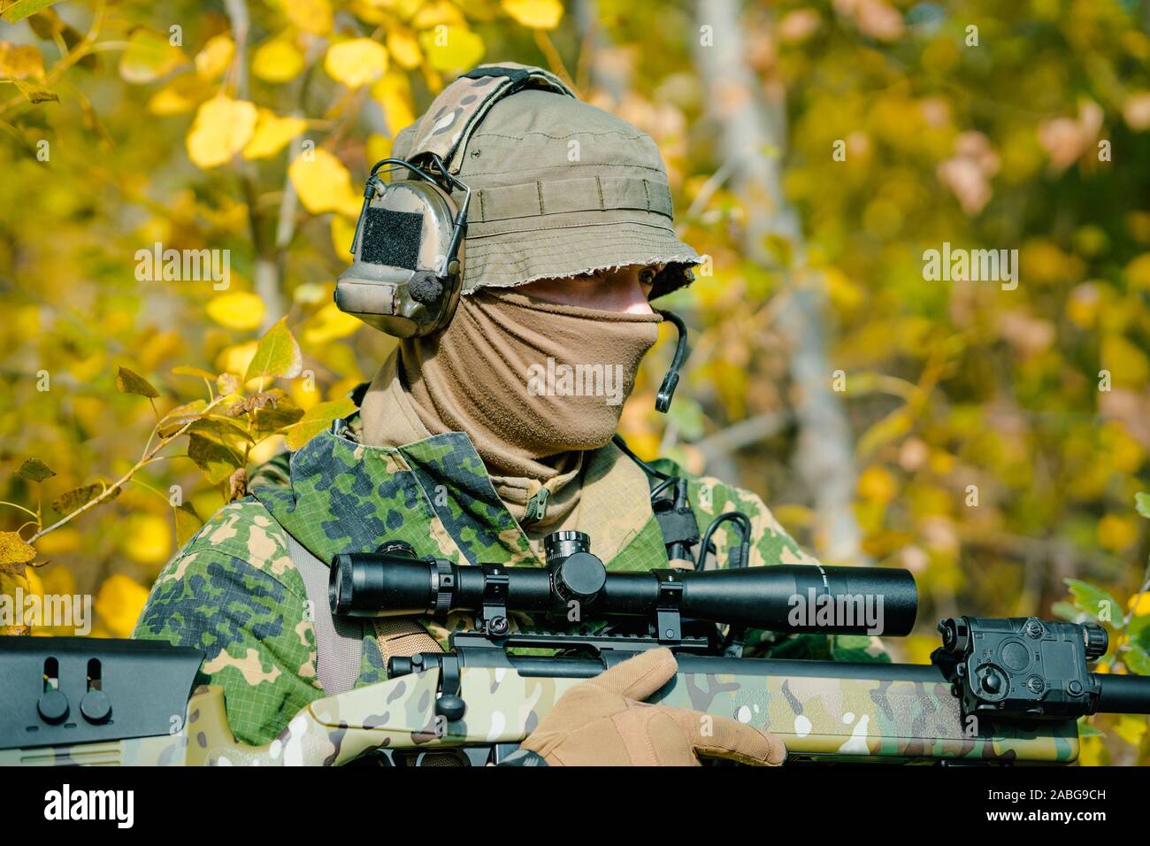 Airsoft strikeball sniper rifle Stock Photo by ©danissimo_photo 170722618