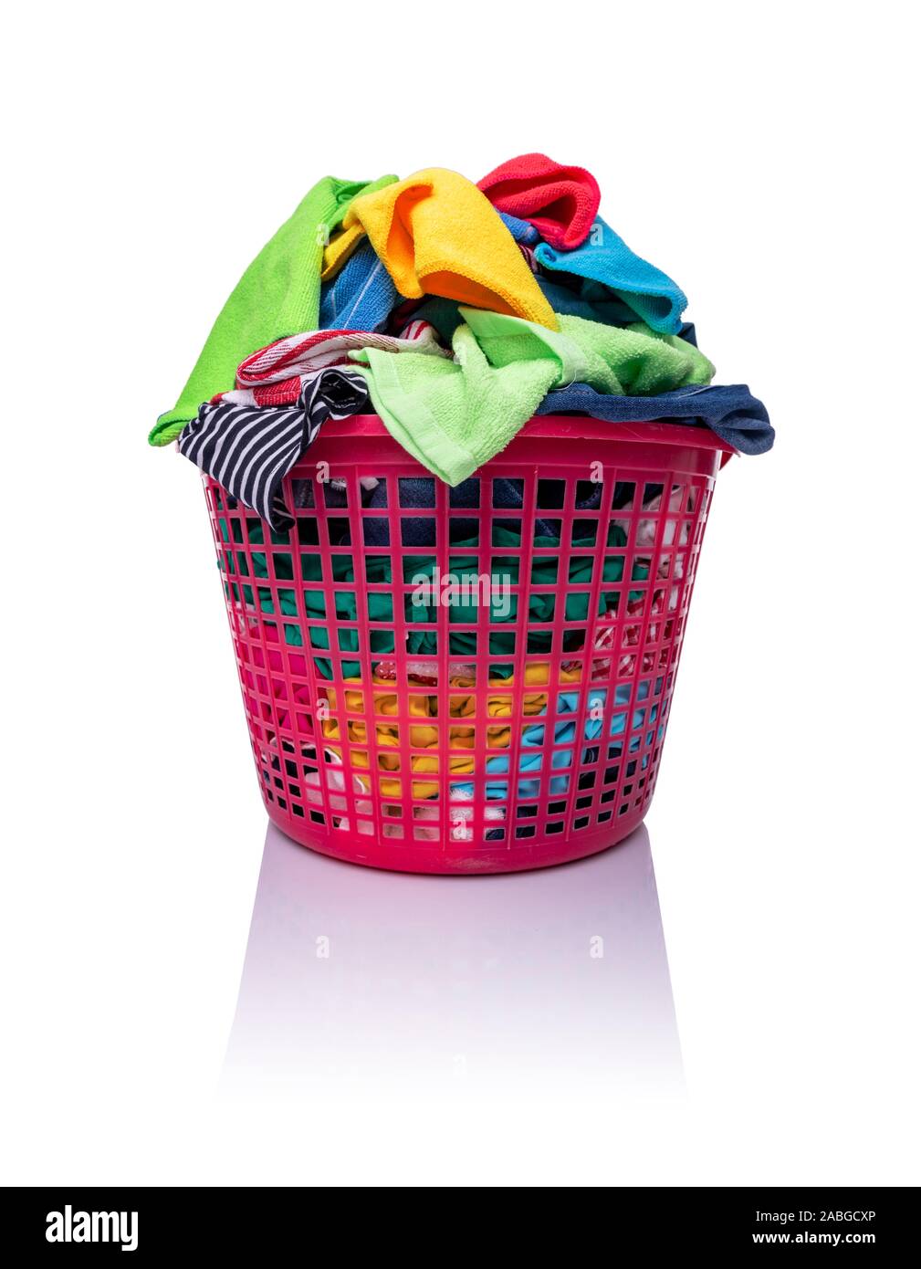 https://c8.alamy.com/comp/2ABGCXP/a-basket-with-laundry-on-a-white-background-2ABGCXP.jpg