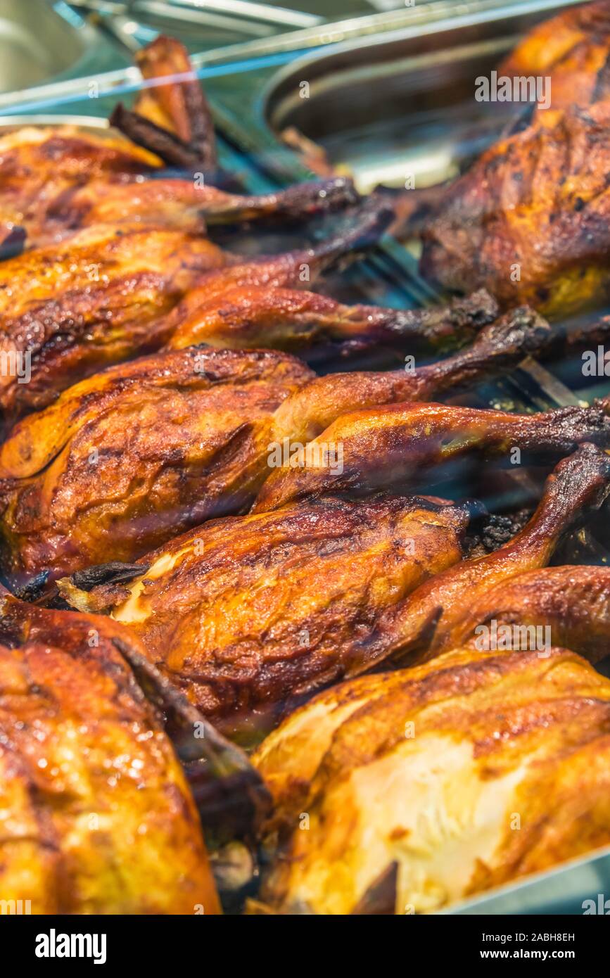 Supermarket and chicken hires stock photography and images Alamy