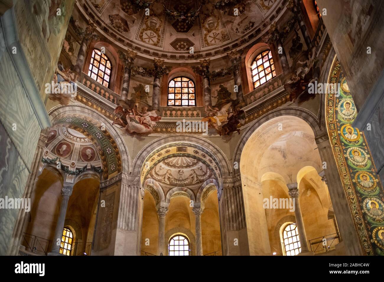 Ravenna Italy Sept 11 2019 Interior Of Basilica Of San