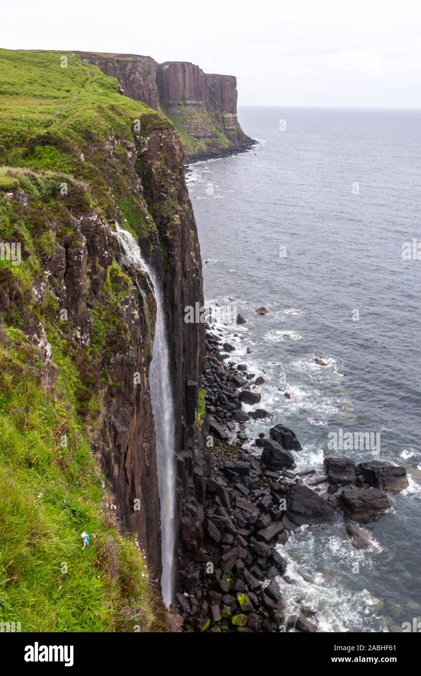 Kilt rock and mealt falls viewpoint hires stock photography and images