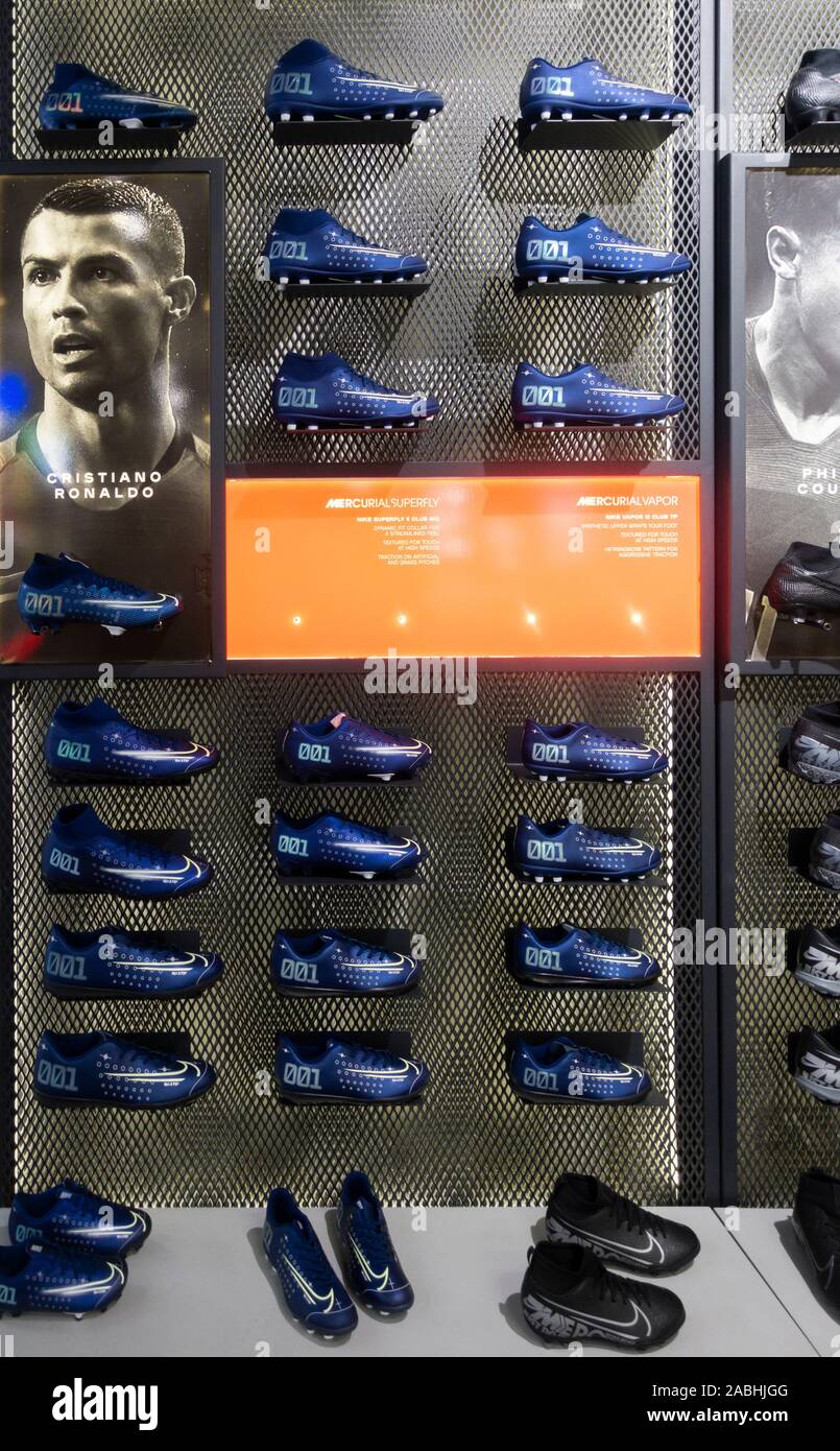 Nike Mercurial Superfly 7 Elite MDS FG football boots. Store display featuring Christiano Ronaldo. Stock Photo