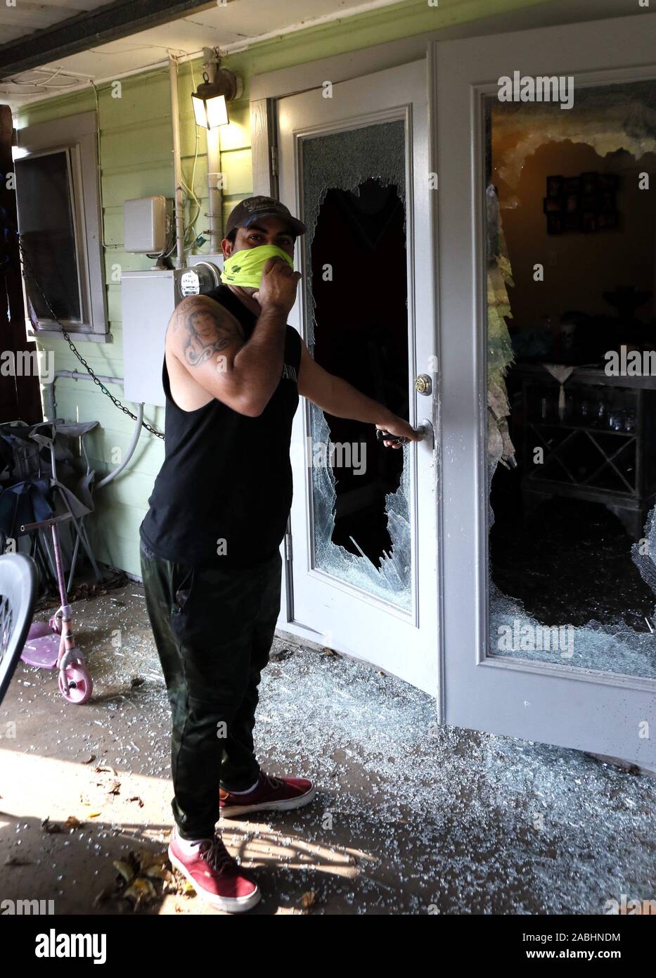 Houston Usa 27th Nov 2019 The Glass Doors Of A House Are Seen