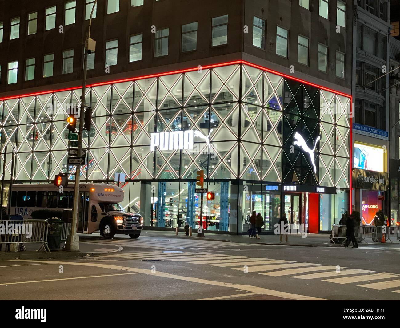 puma 5th avenue