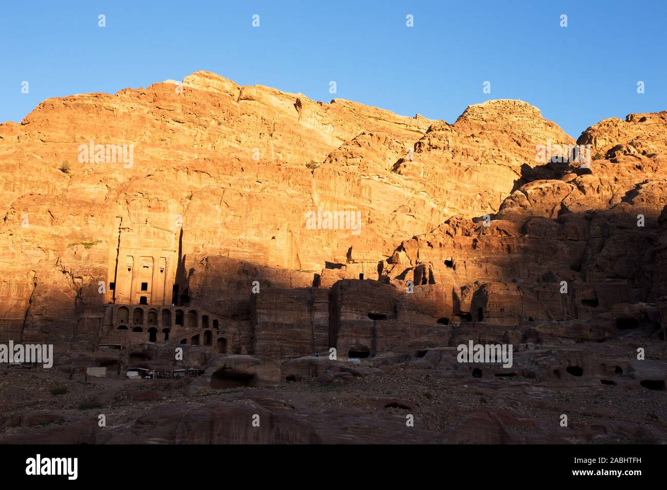 Urn tomb petra bedouin hi-res stock photography and images - Alamy