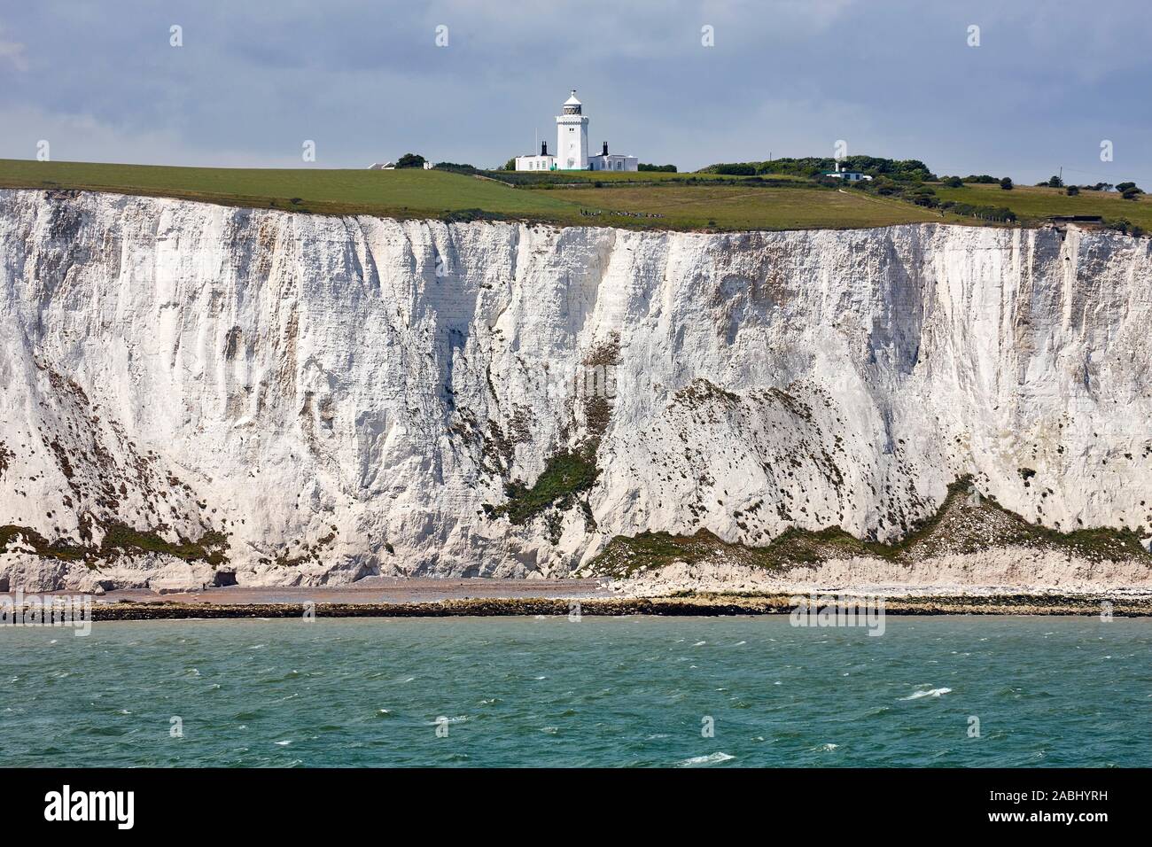 Steep coast with lighthouse, chalk coast, Dover, England Stock Photo
