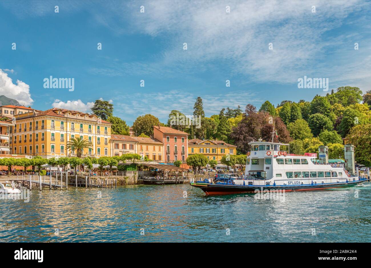 Ferry Bellagio Hi res Stock Photography And Images Alamy