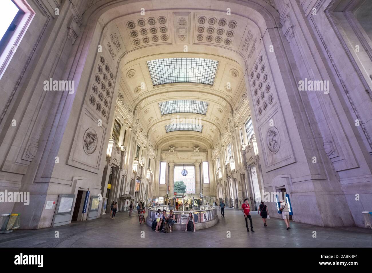 Milan central station interior hi-res stock photography and images - Alamy