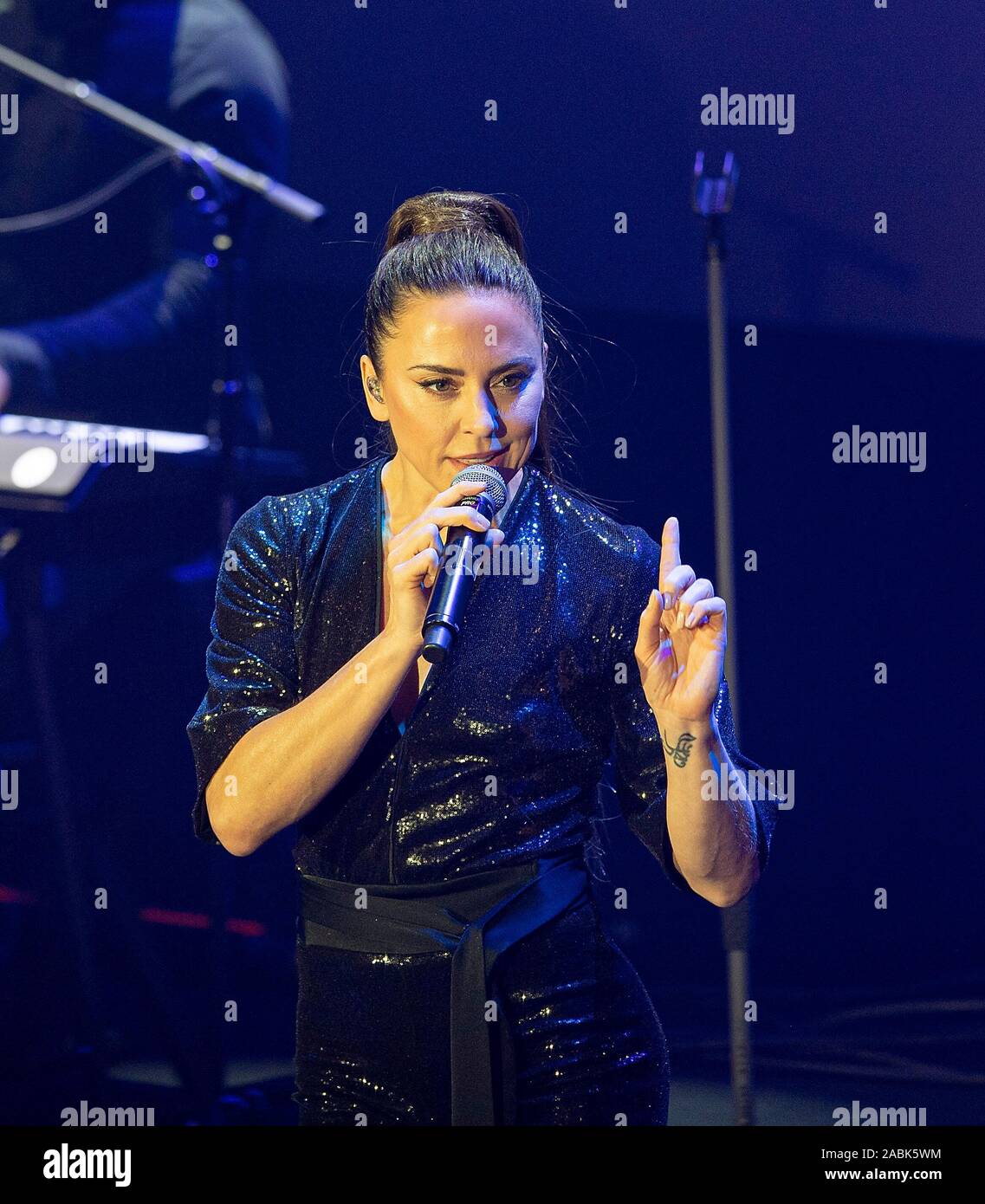 Melanie chisholm award hires stock photography and images Alamy