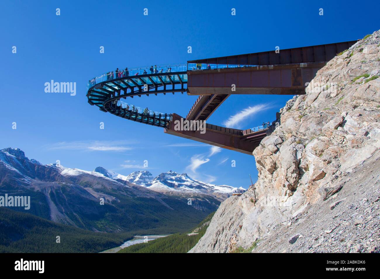 Glacier skywalk jasper hi-res stock photography and images - Alamy