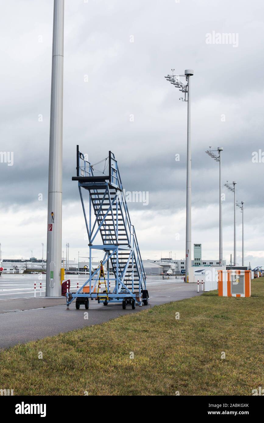 Apron of Munich Airport [automated translation] Stock Photo Alamy