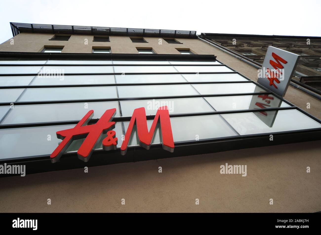 Branch of the Swedish fashion chain H and M (Hennes and Mauritz) at Kaufingerstrasse 18 in Munich's pedestrian zone. [automated translation] Stock Photo