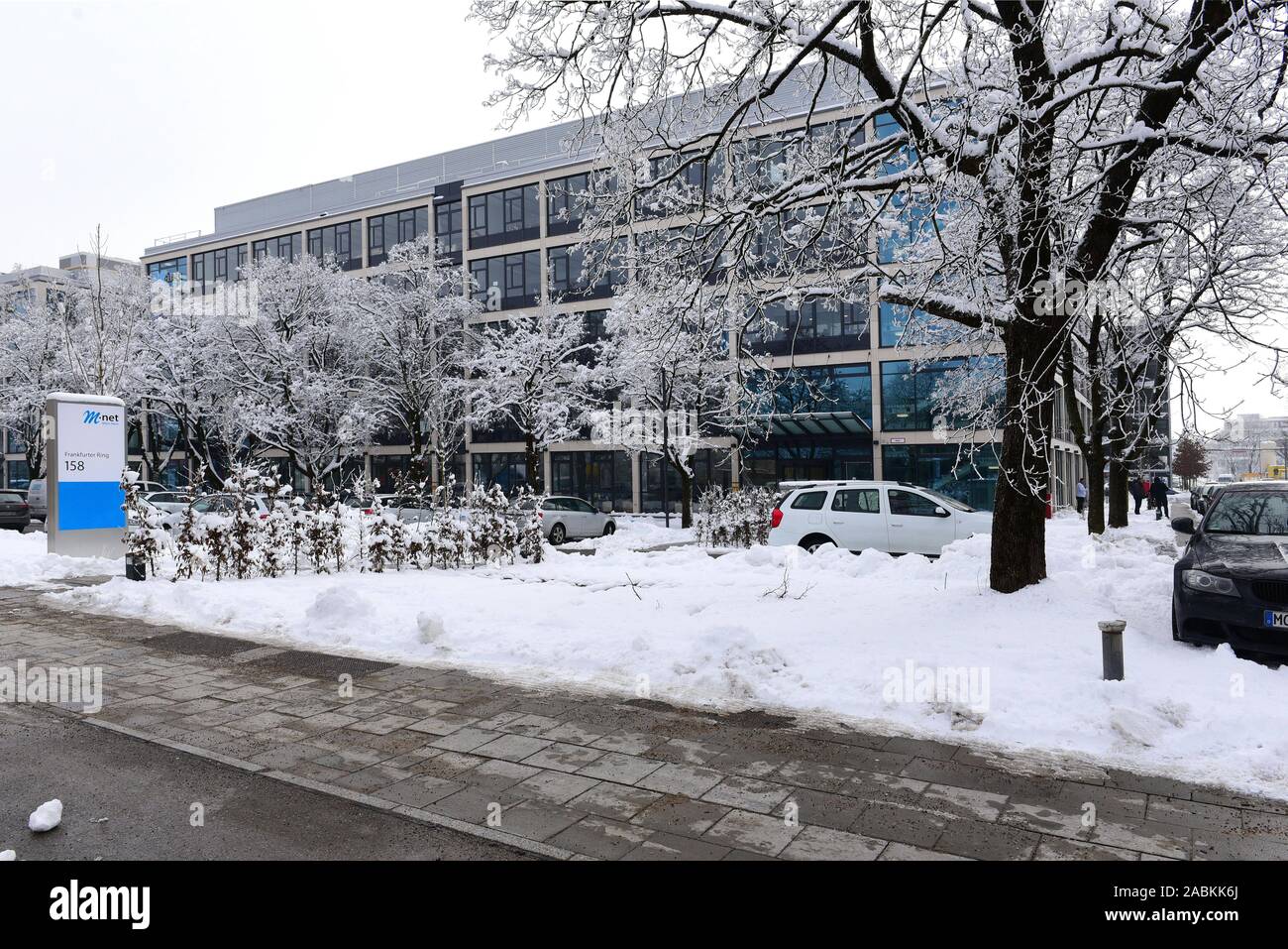 New headquarters of (M Cube) at Frankfurter Ring 158. [automated