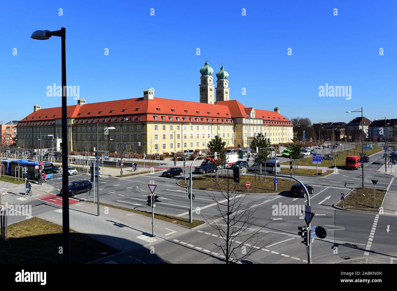 The Luise-Kiesselbach-Platz in Sendling-Westpark. In the background the building of Münchenstift gGmbH Haus St. Josef. [automated translation] Stock Photo