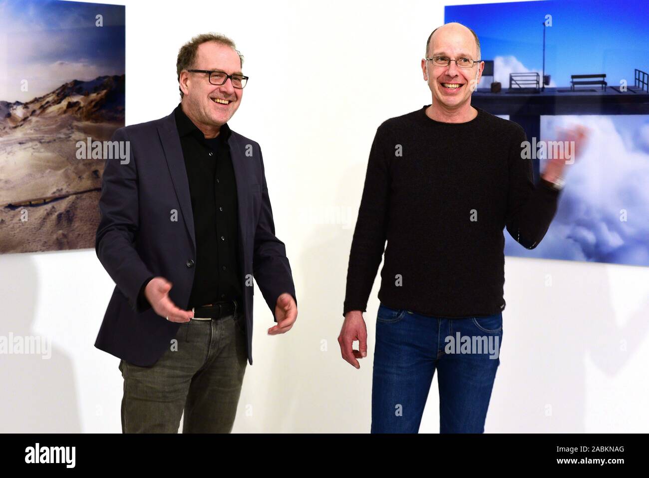 The photo artists Thomas Wrede (l.) and Frank Kunert at the vernissage of the international group exhibition 'Modell-Naturen in der zeitgenössischen Fotografie' at the Kallmann Museum in Ismaning. [automated translation] Stock Photo