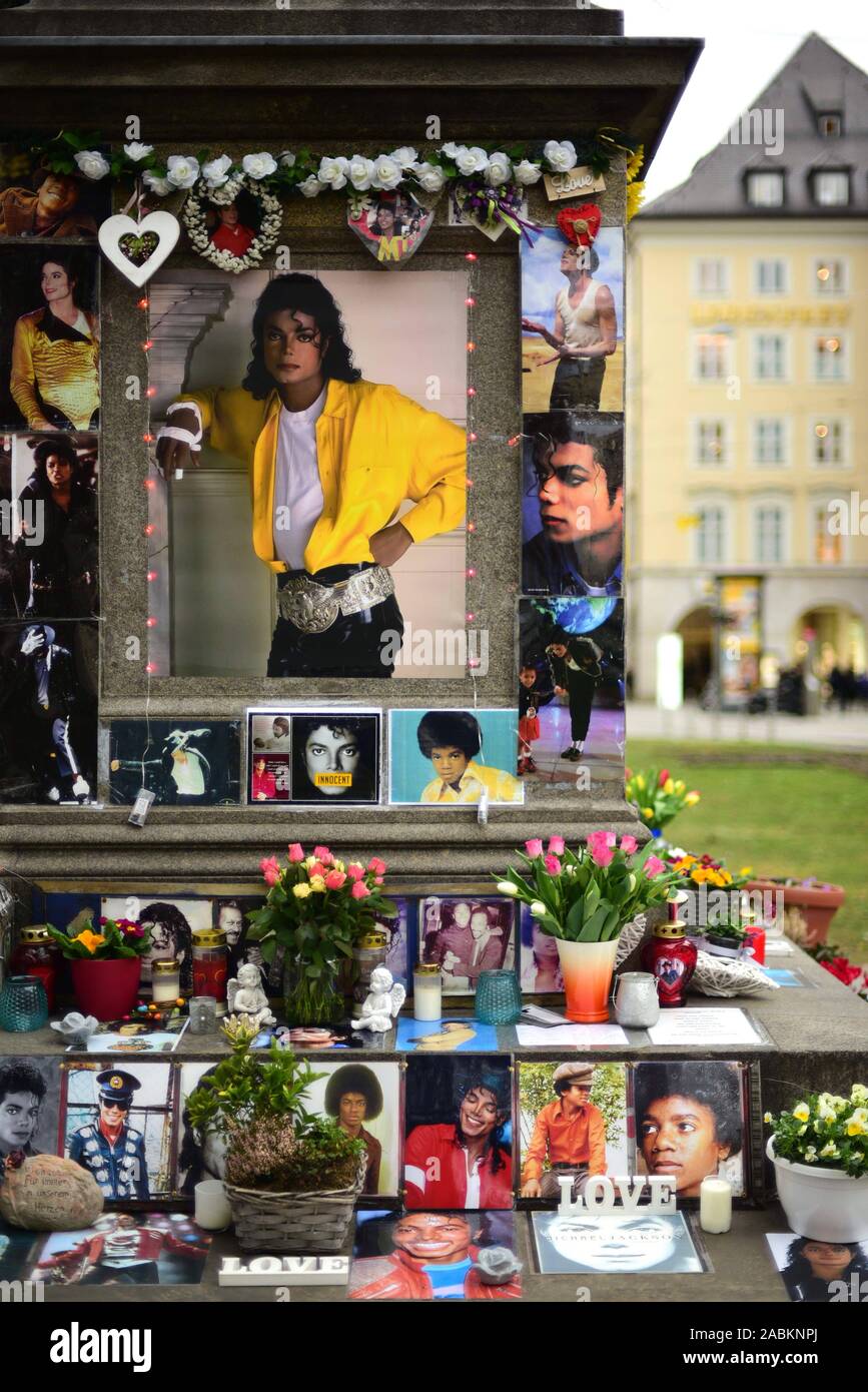 Fans Pop Star Michael Jackson High Resolution Stock Photography And Images Alamy