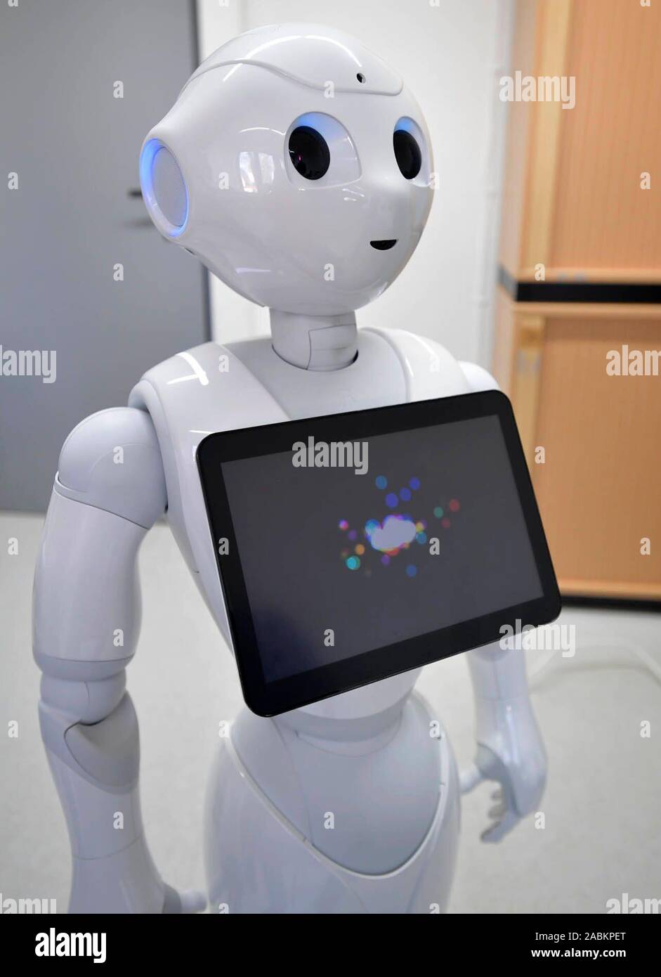 Humanoid robot at the University of the Federal Armed Forces in Neubiberg.  [automated translation] Stock Photo - Alamy