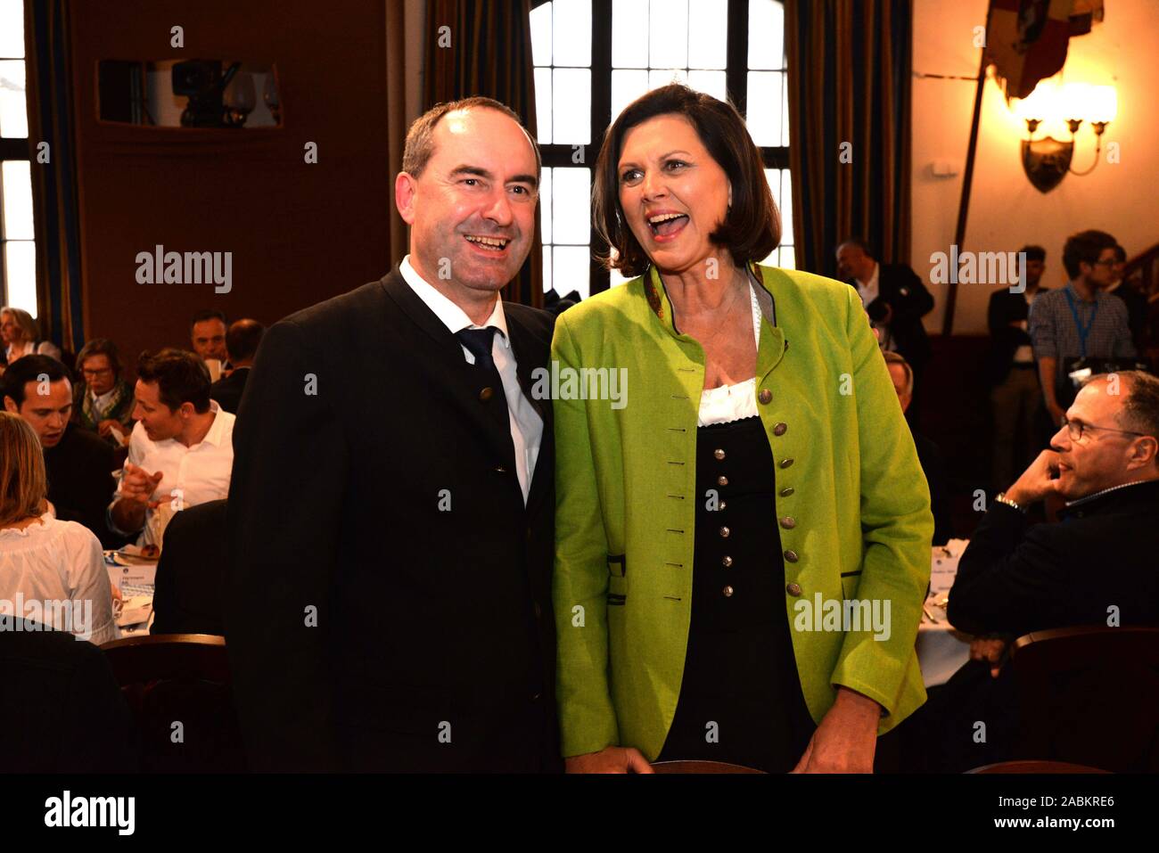Minister of Economic Affairs Hubert Aiwanger and President of the State  Parliament Ilse Aigner at the Hofbräuhaus in Munich at the traditional  Maibock opening of the State Hofbräu Brewery in 2019. [automated