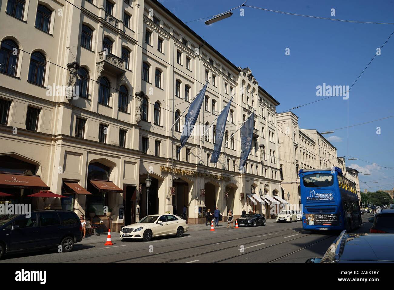 The luxury hotel 
