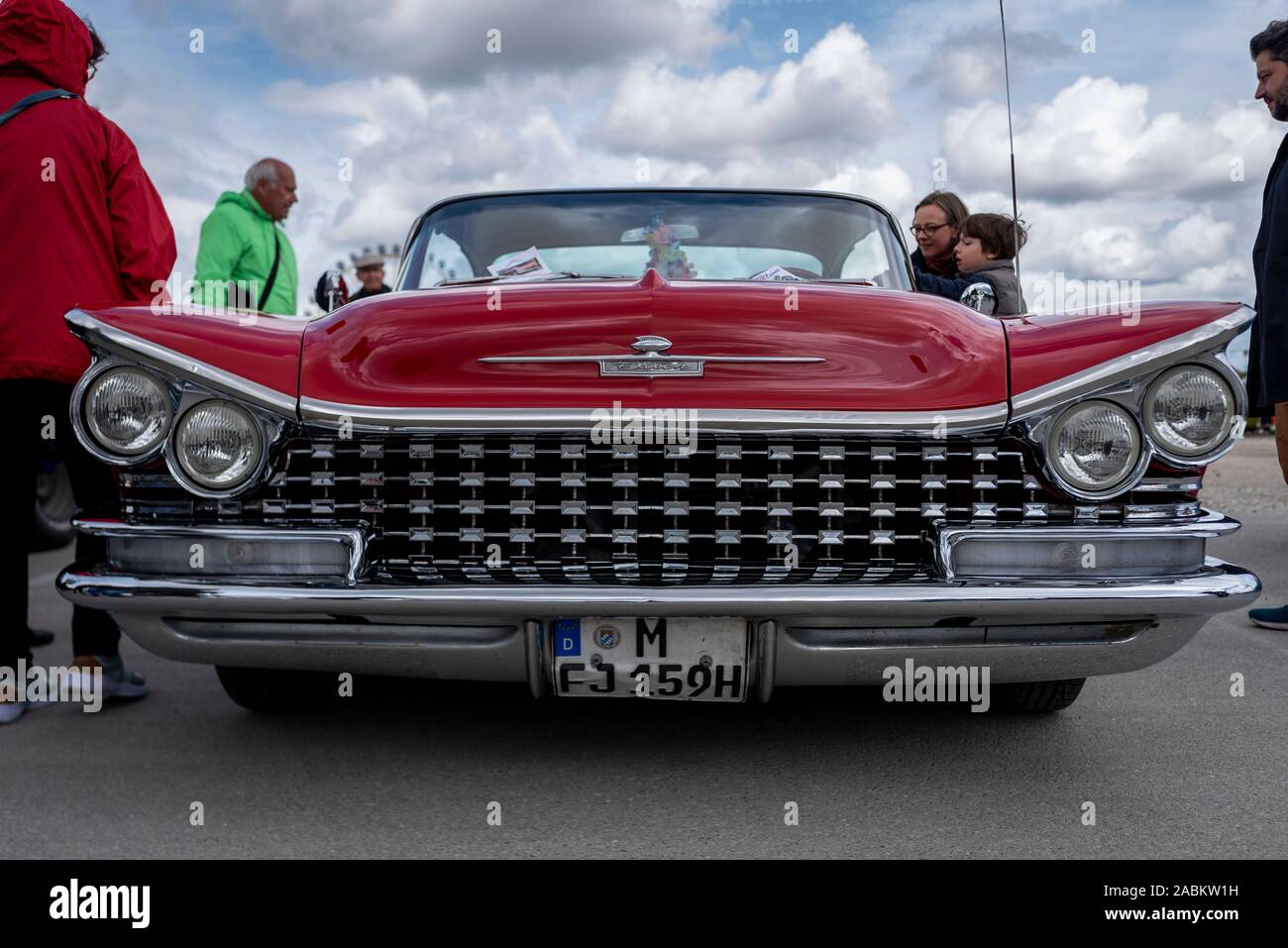 Oldtimer at the 13th Oldtimer Meeting of the Automobilclub München (ACM), which takes place every year parallel to the Spring Festival on the Theresienwiese. The picture shows an old Buick from the USA. [automated translation] Stock Photo