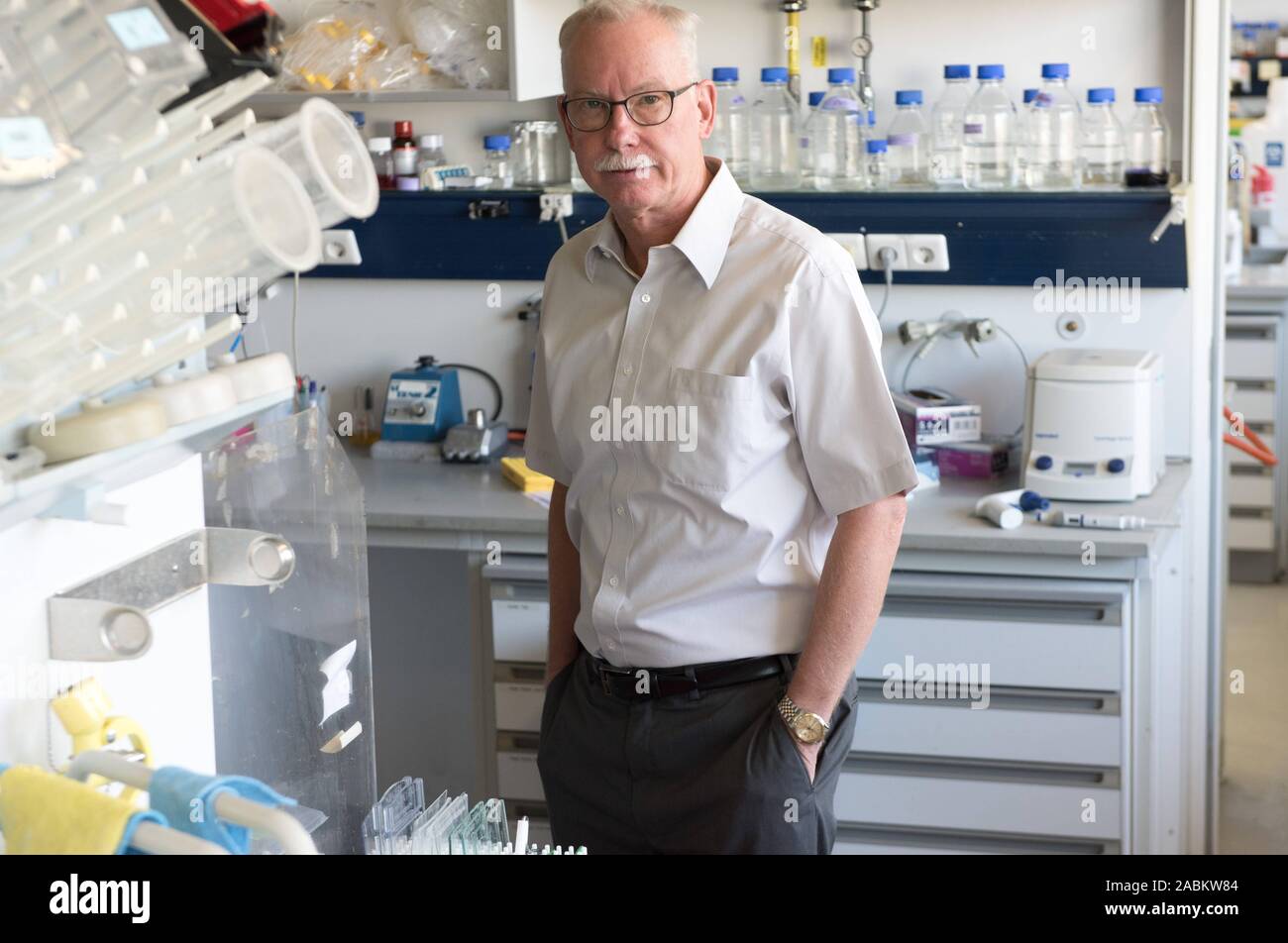 Prof. Ulrich Hartl, Director at the Max Planck Institute of Biochemistry in Martinsried and Head of the Department of Cellular Biochemistry. [automated translation] Stock Photo